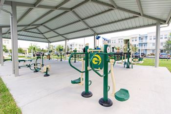 Outdoor fitness center
